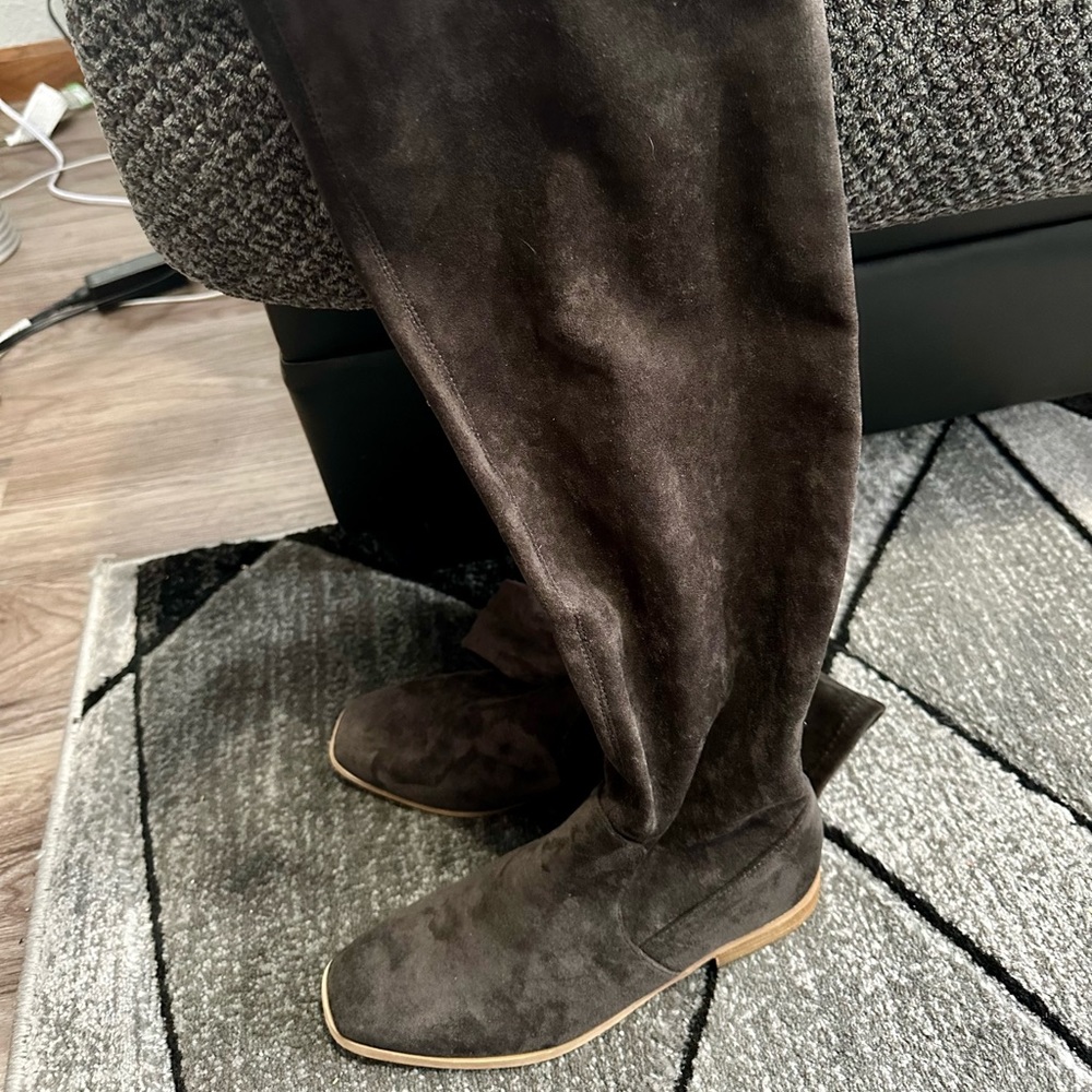 Brand new knee high boots